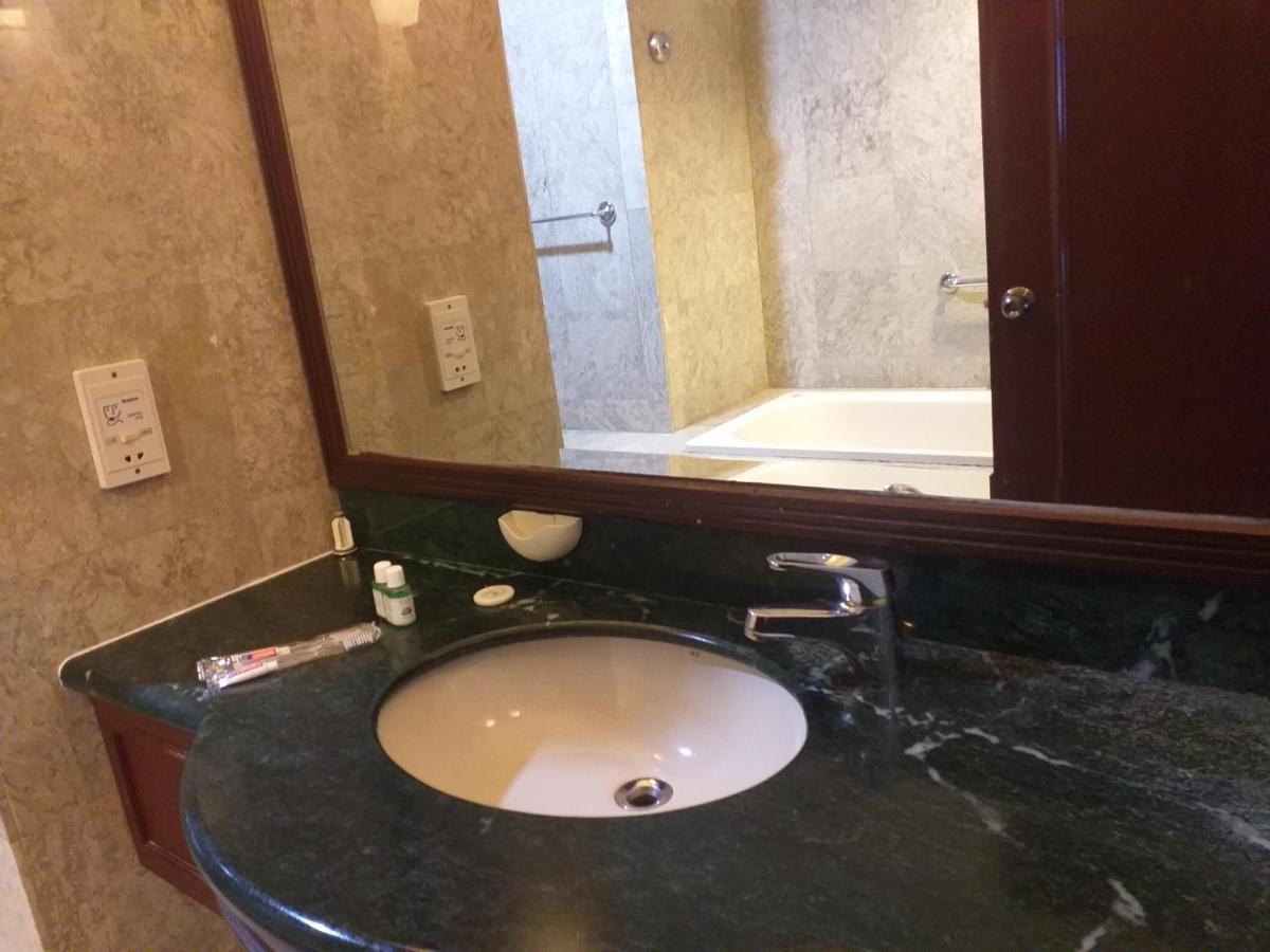 Sabah Suites At Times Square Kl 吉隆坡 外观 照片