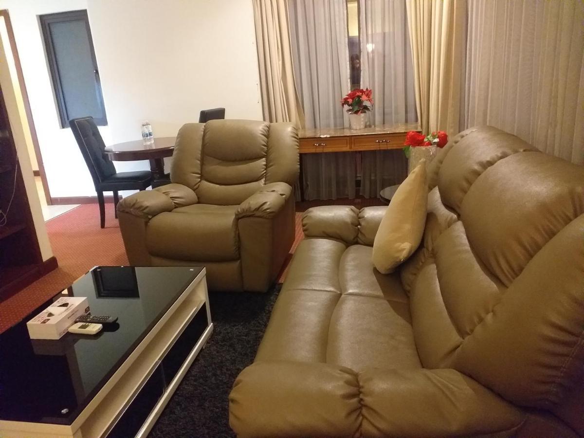 Sabah Suites At Times Square Kl 吉隆坡 外观 照片